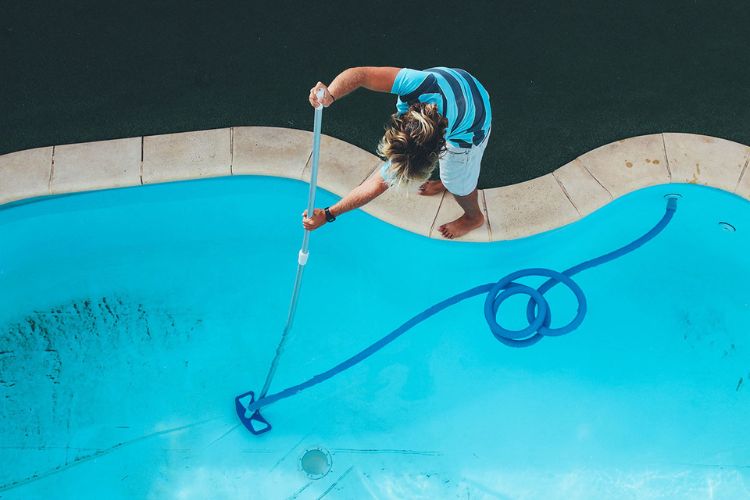Flocking Agents for Swimming Pools